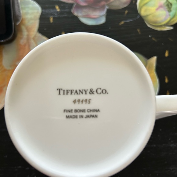 TIFFANY & CO | Sidney Mug - Picture 2 of 3